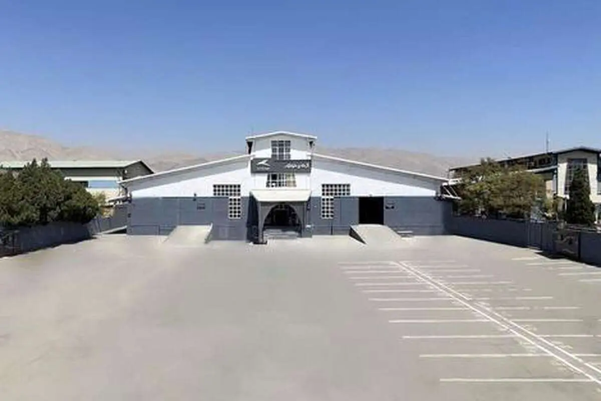 (تصویر) شروع به کار اولین مرکز خدمات تخصصی خودروهای برقی کرمان موتور