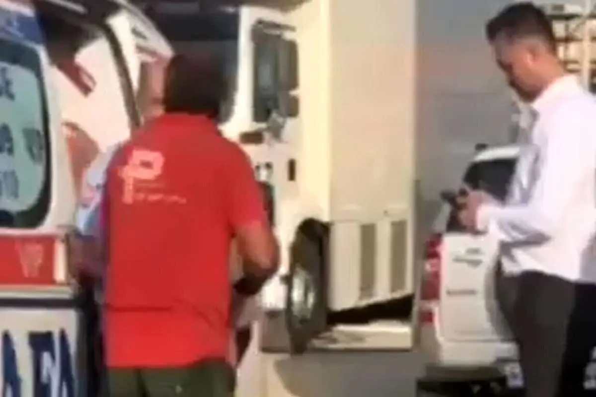 (ویدئو) کارگرانی که دچار سوختگی شدند را به آمبولانس راه ندادند!