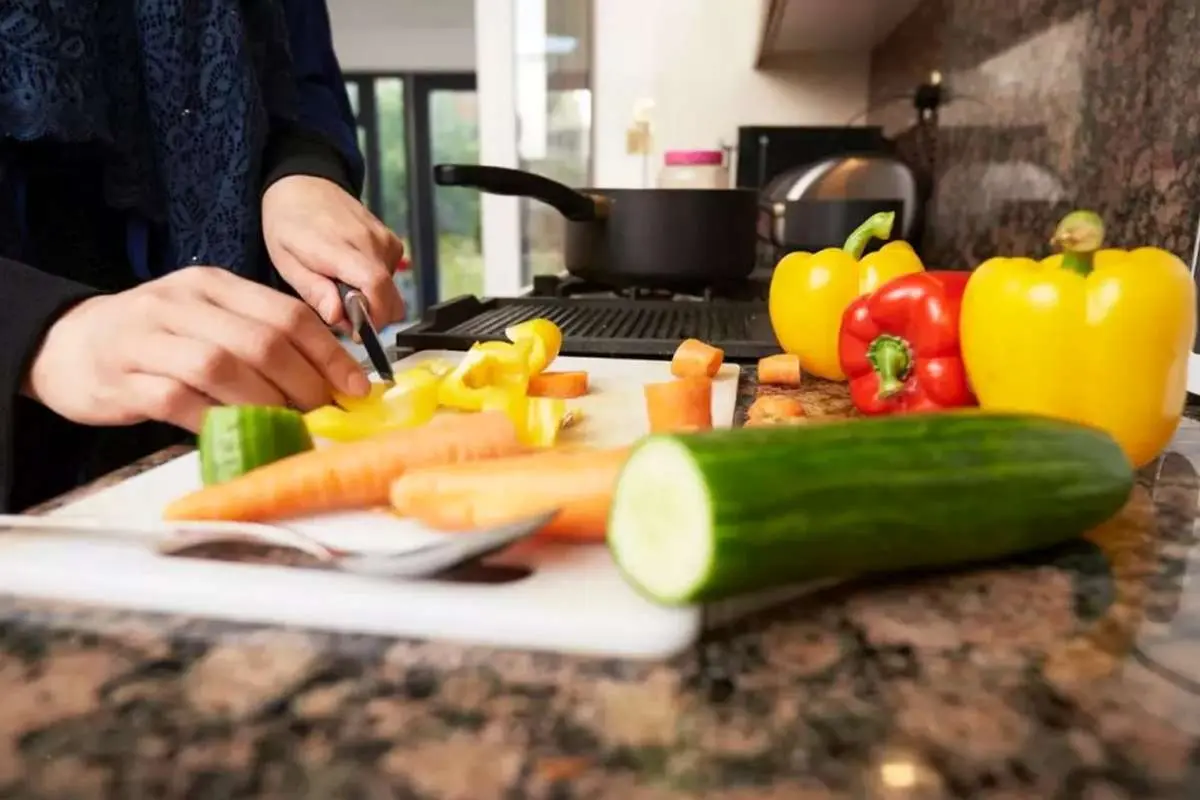 این ۵ ماده غذایی دارای میکروپلاستیک پنهان هستند