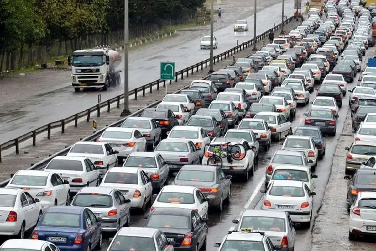 (ویدئو) ترافیک ۵ کیلومتری در جاده چالوس