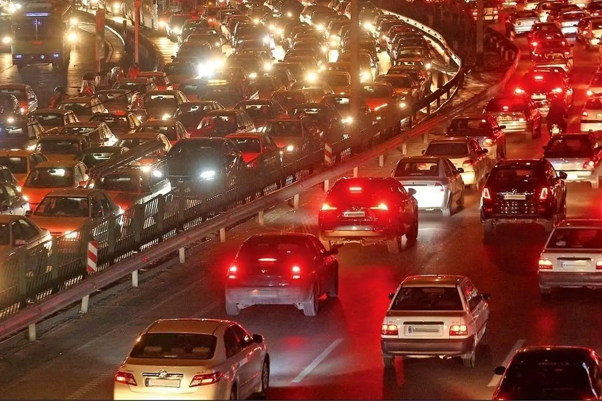 (ویدئو) سفر‌های دقیقه نودی؛ ترافیک شدید محدوده آزادراه رشت-قزوین