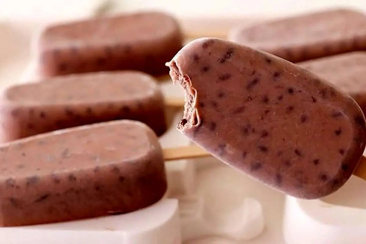 (ویدئو) بستنی چوبی چگونه در کارخانه تولید می‌شود؟