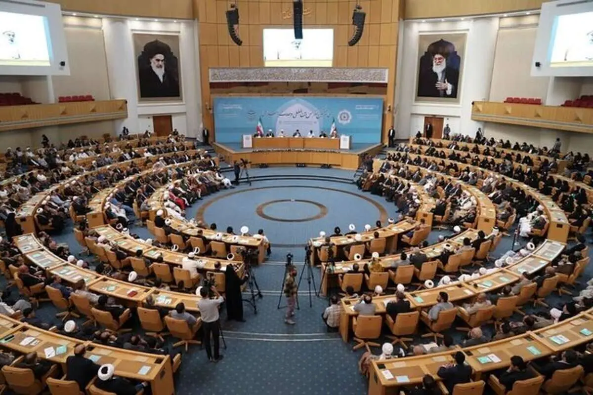 دعوتکنندگان طالبان به کنفرانس وحدت اسلامي بايد توبيخ شوند