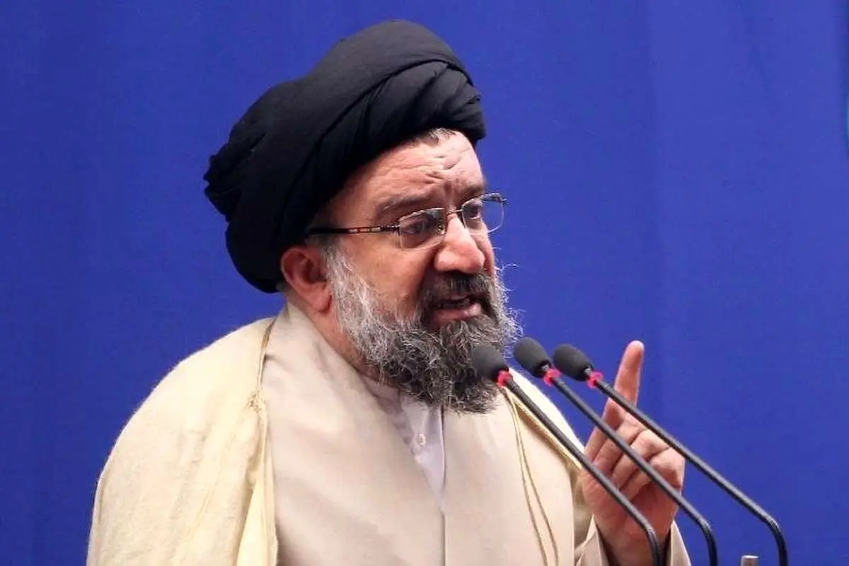 سید احمد خاتمی: با این مردم، دشمن هیچ غلطی نمیتواند کند