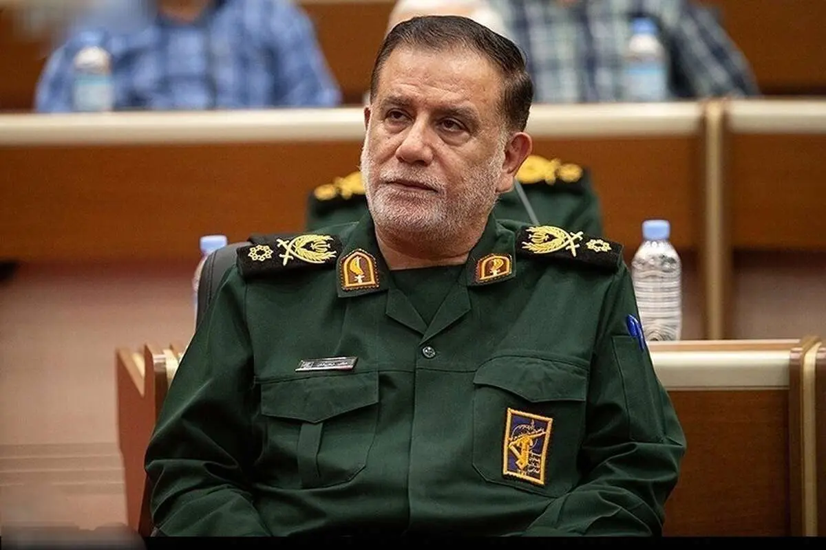 عباس نیلفروشان که بود؟