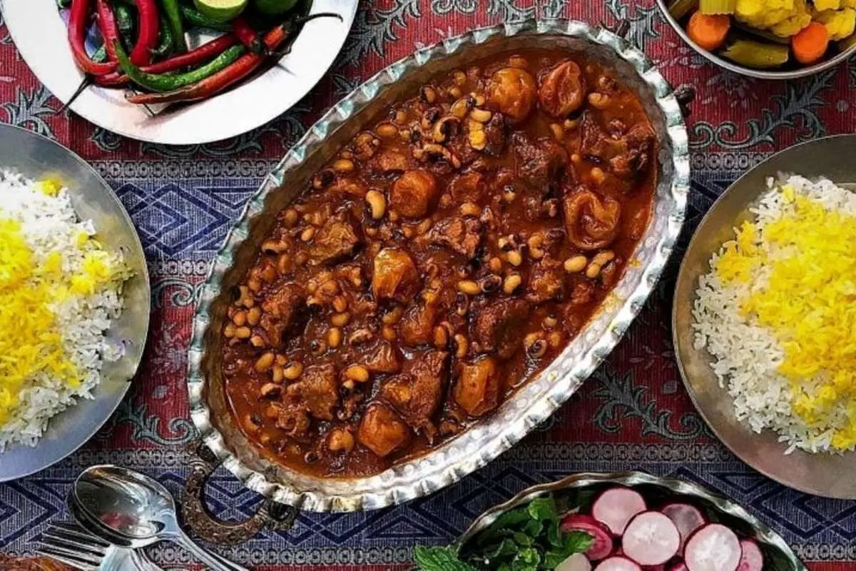 خورش ترشی قرمه، غذای اصیل و خوشمزه آذربایجان
