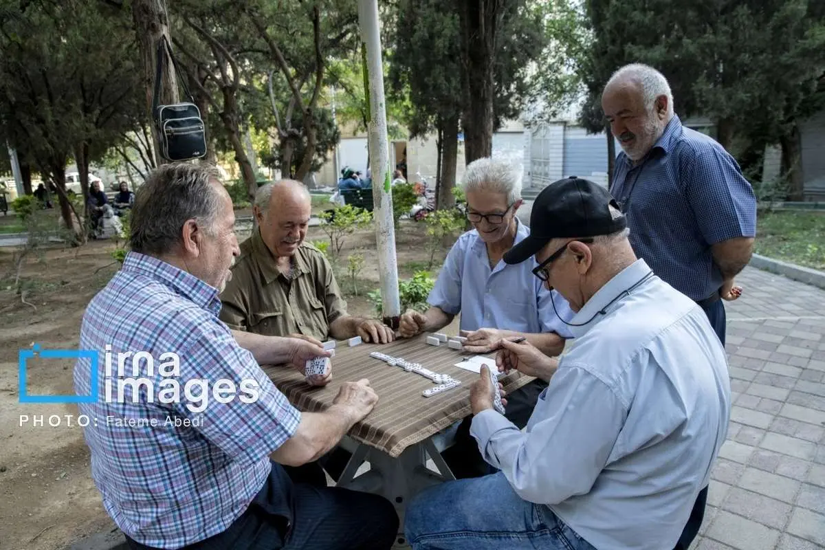 (تصاویر) پارکها، خانه دوم سالمندان