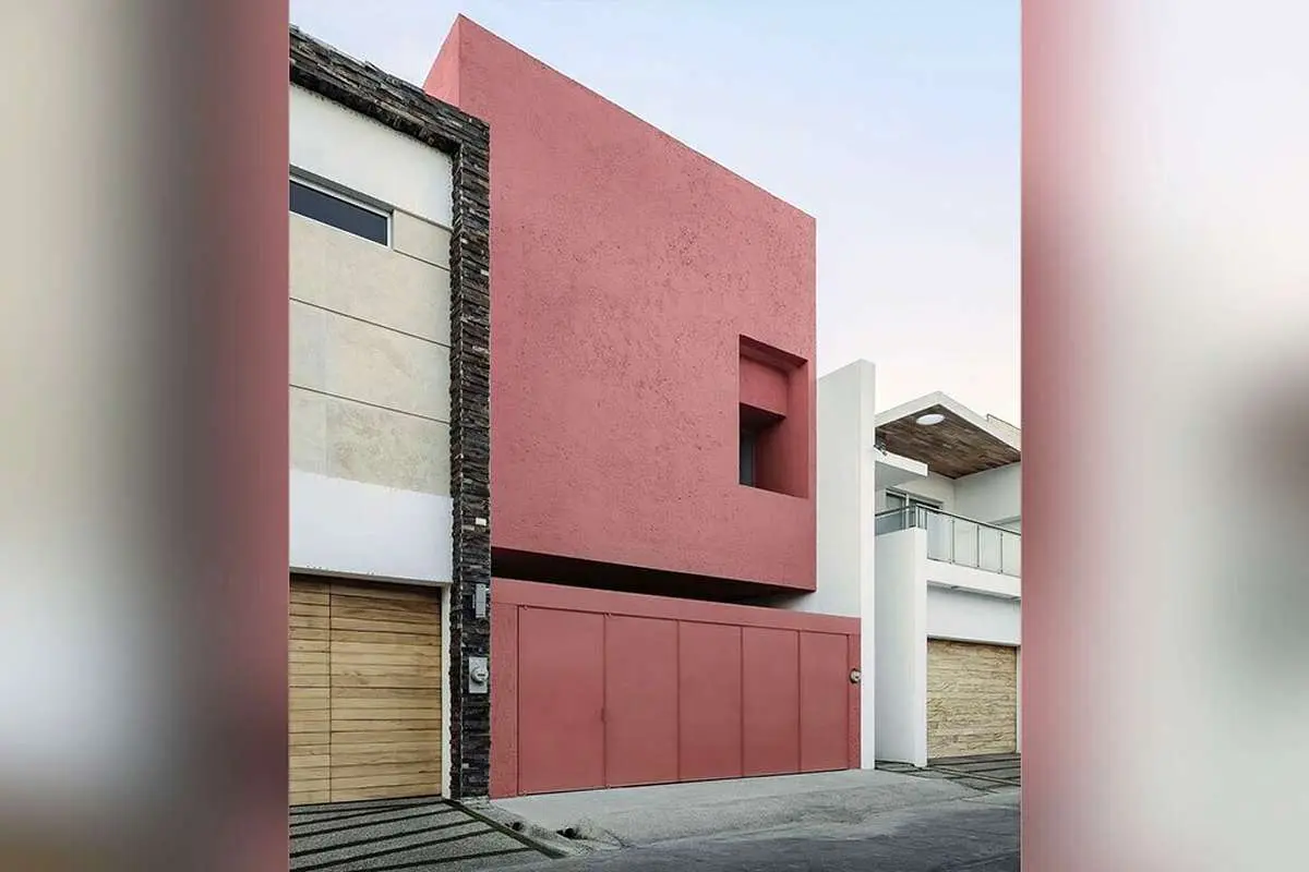 ۳۳۰ متری؛ زمانی برای نمایش دنیایی متفاوت در معماری / عکس