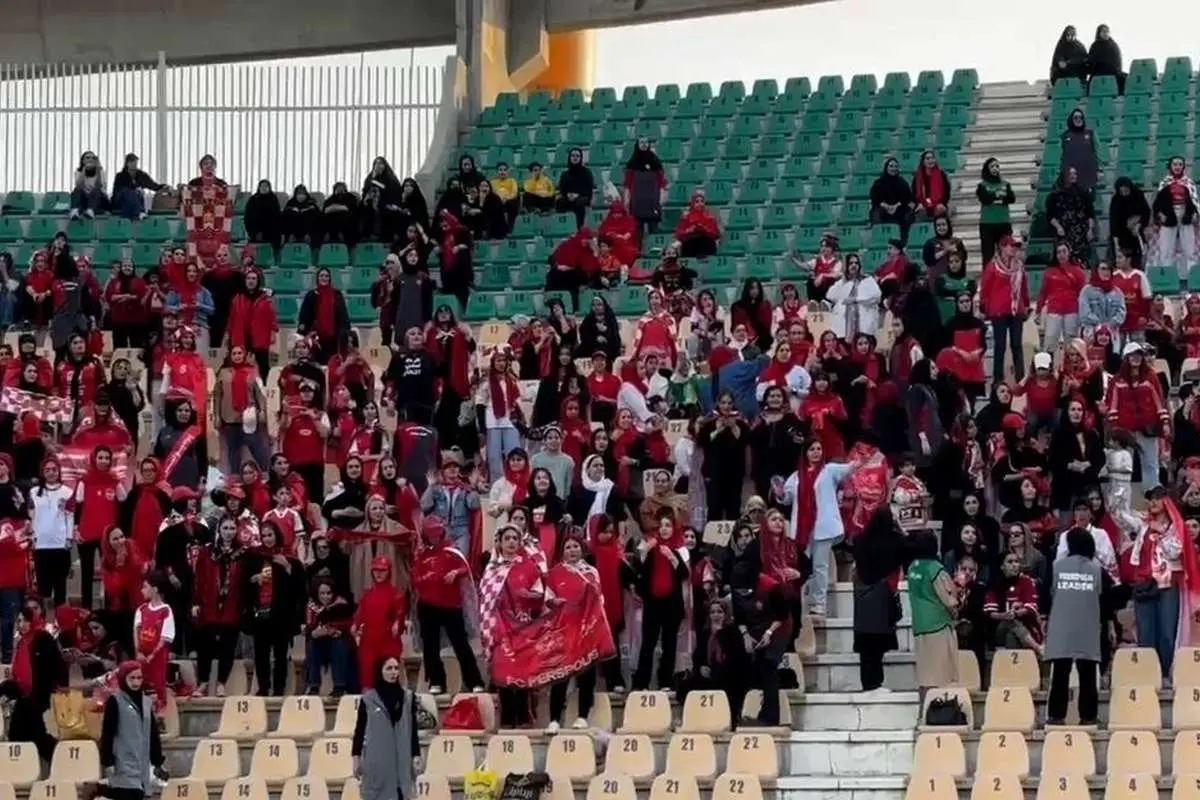 (ویدیو) زنان پرسپولیسی در ورزشگاه تختی
