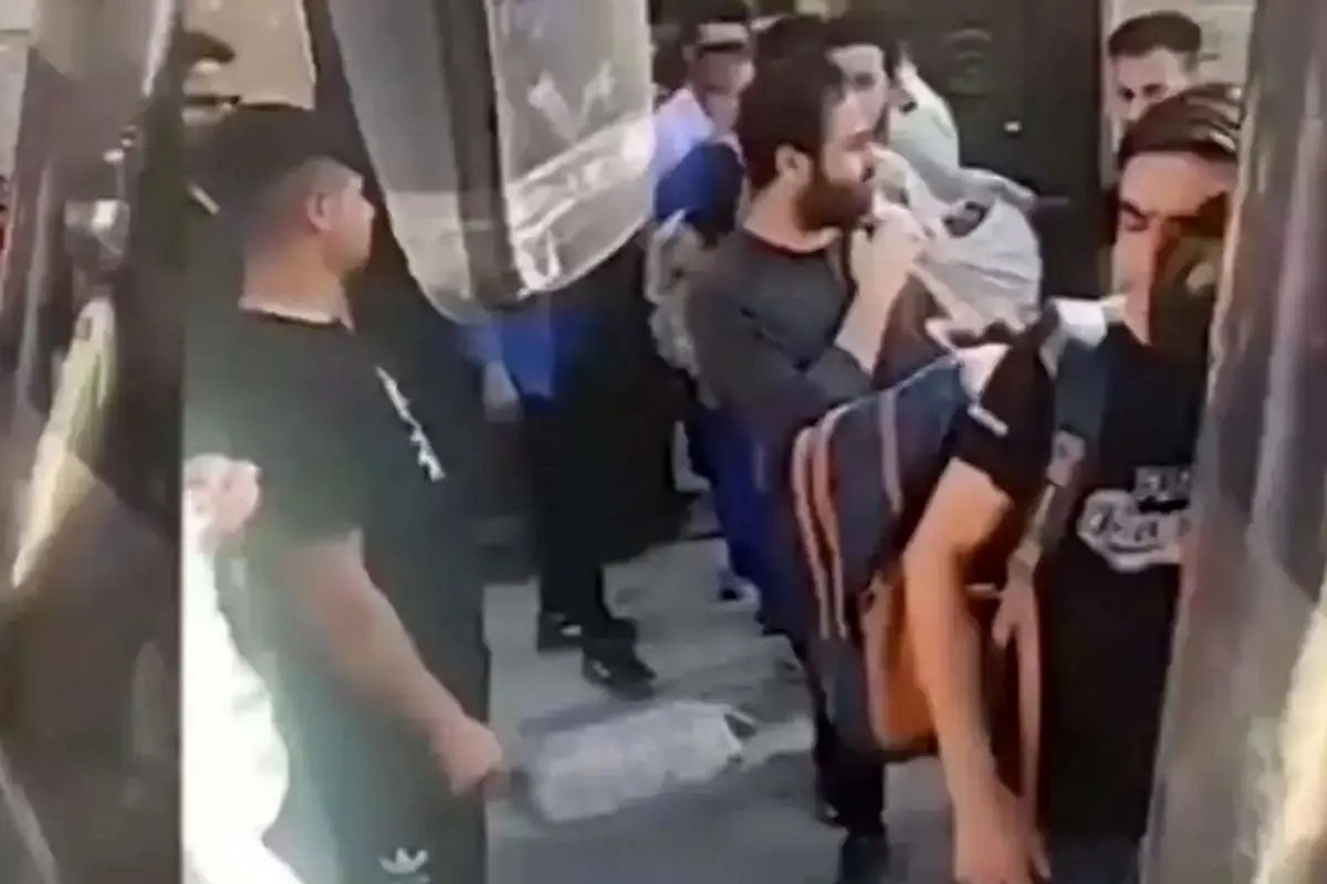 (ویدئو)بازداشت ۷۰ تبعه افغانستانی از یک خانه نقلی در هاشمآباد