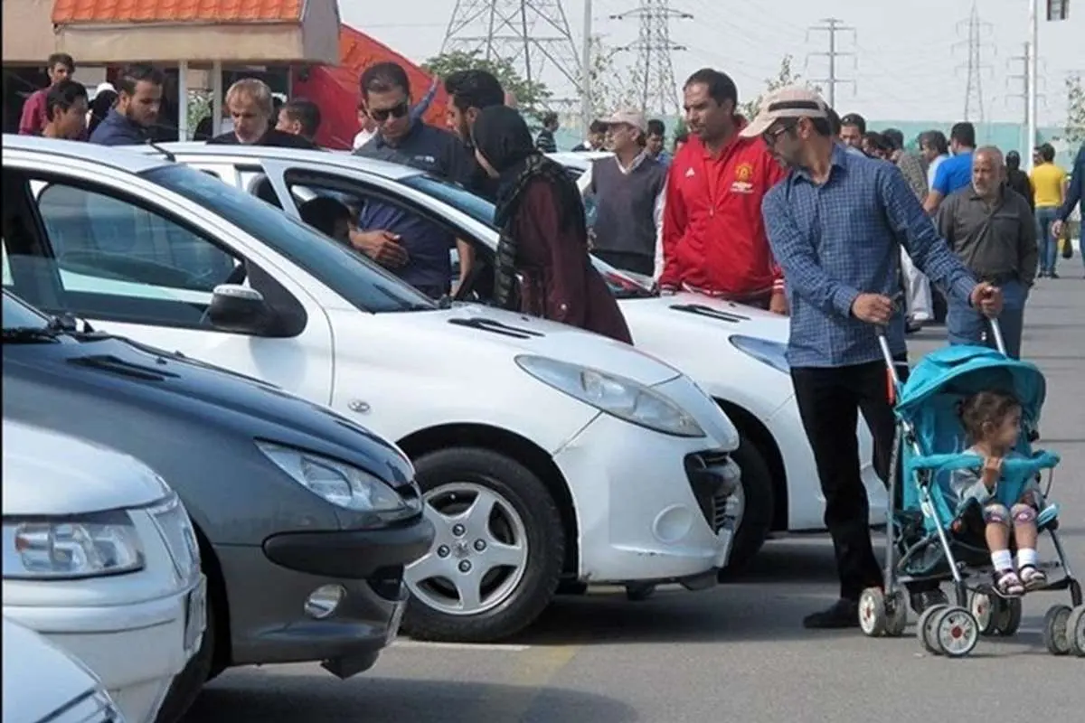 کدام خودرو کارکرده از مدل صفرکیلومتر گرانتر فروخته میشود؟
