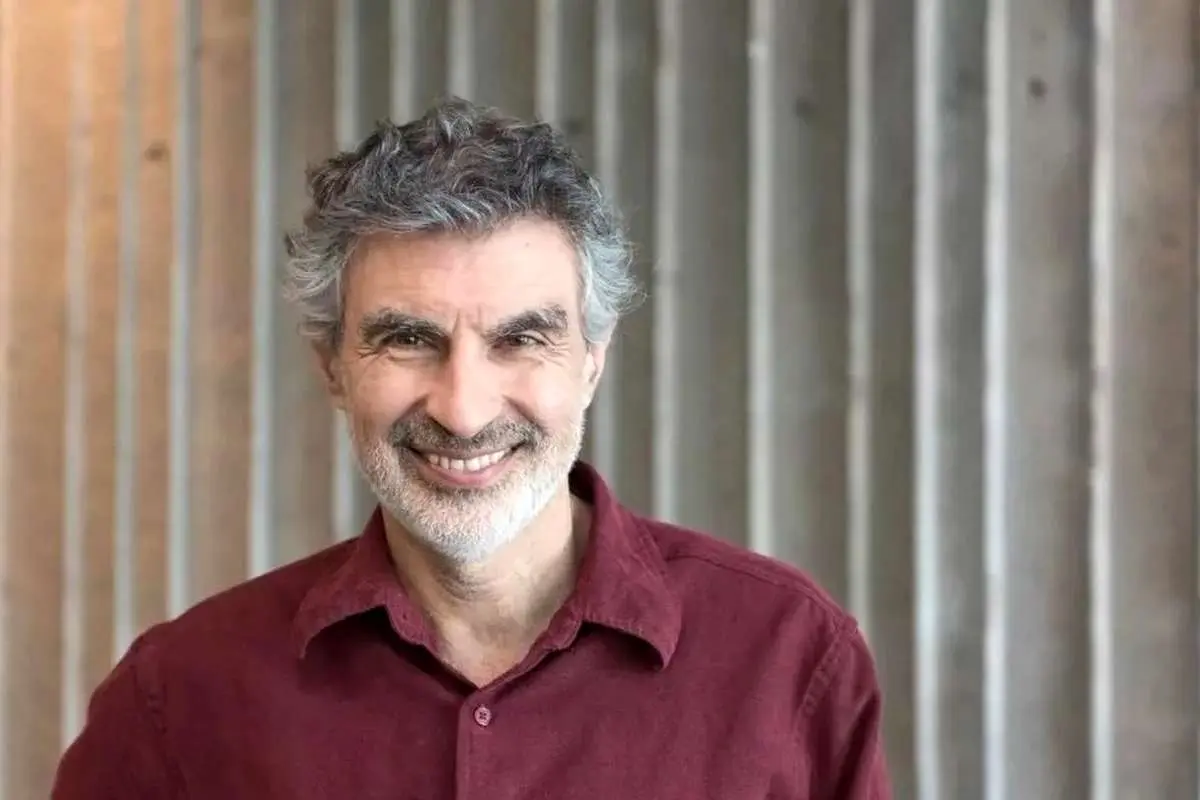 هشدار پدر هوش مصنوعی: ساید هیولاهایی بسازیم که از انسان قوی‌ترند!