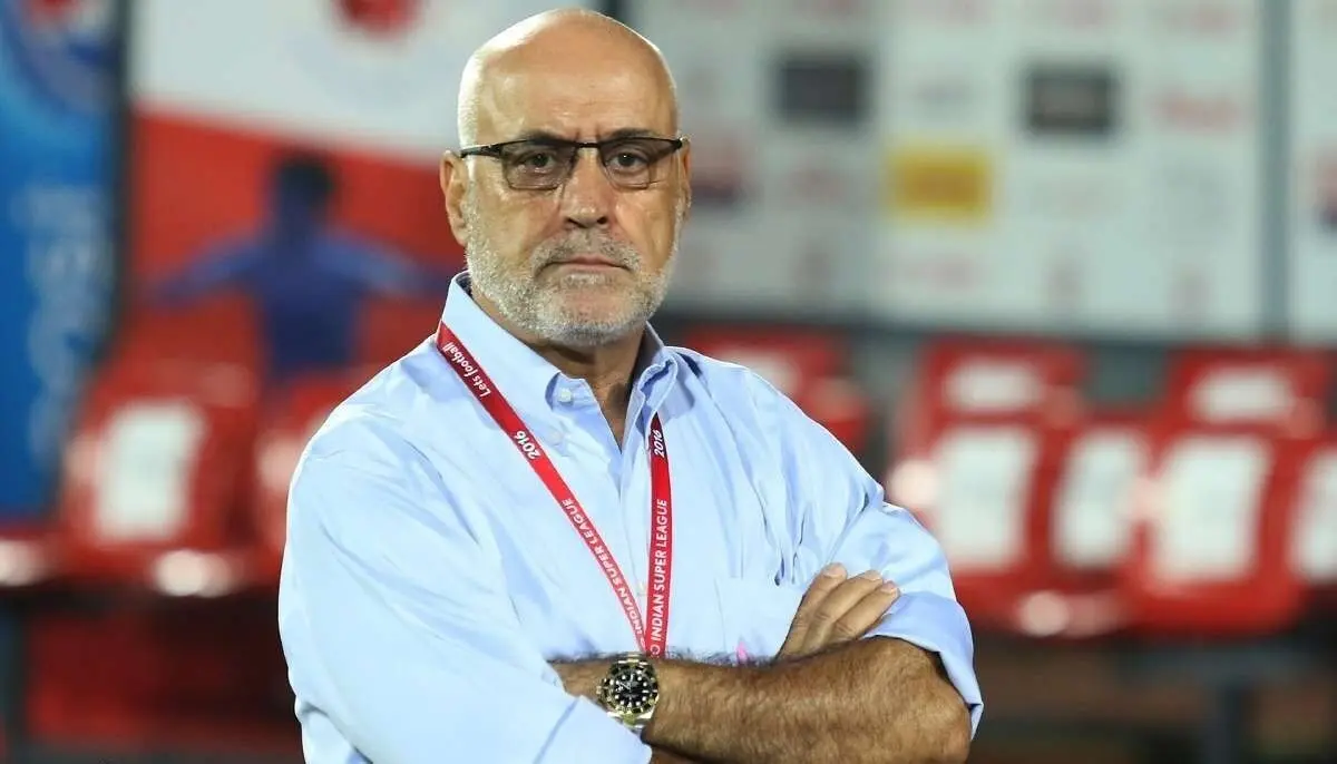 حمله سرمربی سابق پرسپولیس به فوتبال عربستان
