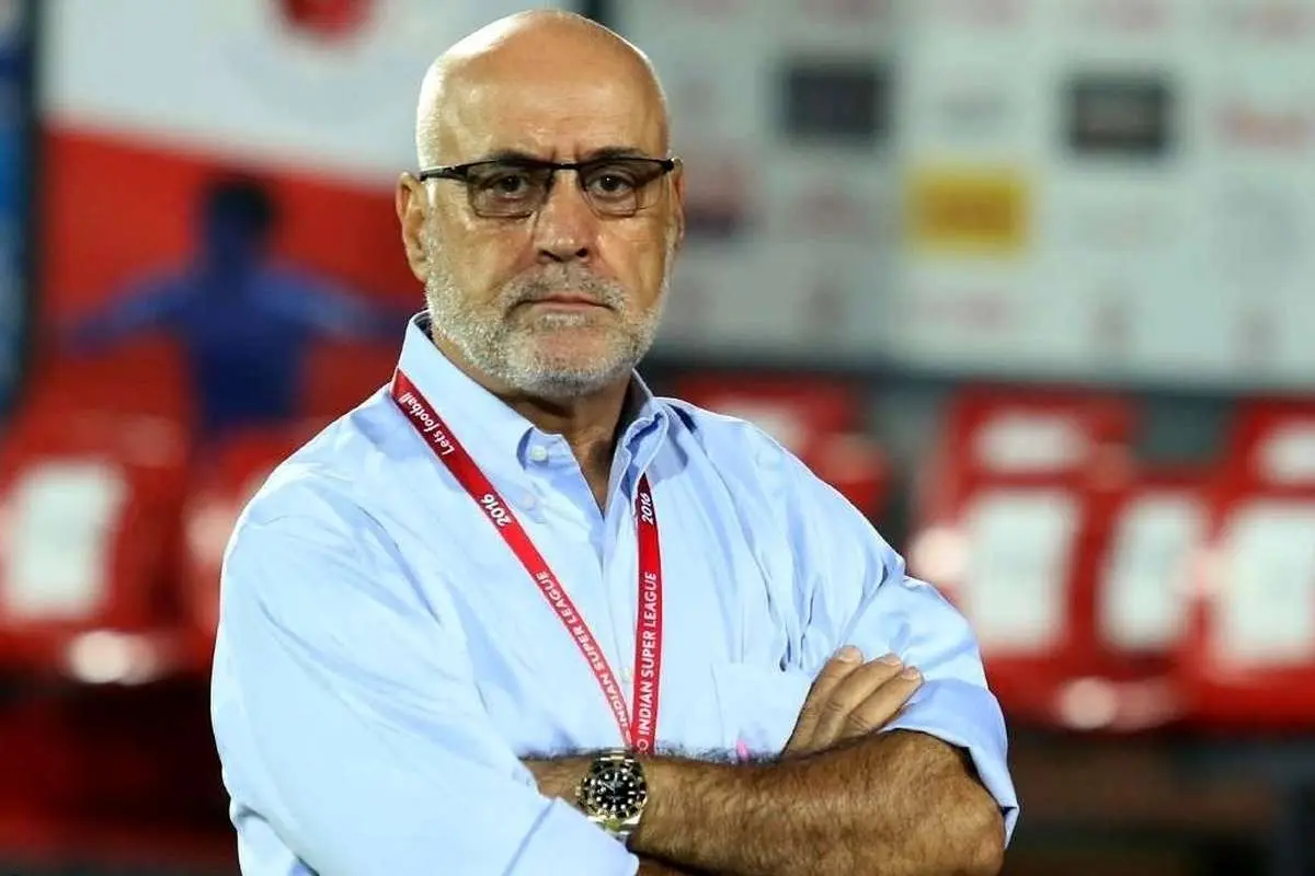 حمله سرمربی سابق پرسپولیس به فوتبال عربستان