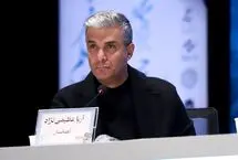 آریا عظیمی‌نژاد: لطفا به من جایزه ندهید!
