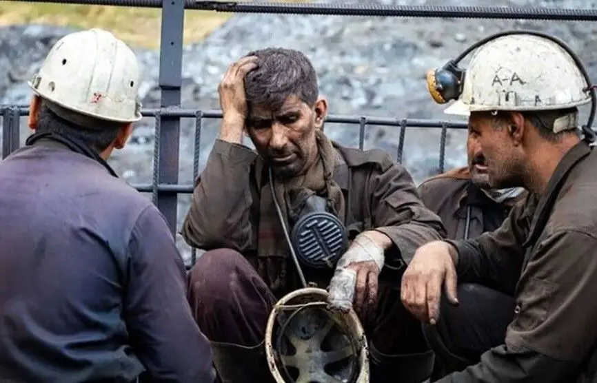 زخم تحریم بر تن کارگران

