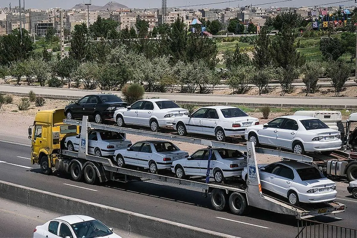 همسویی دلار و خودرو؛ پایان بیتفاوتی بازار به نوسانات ارزی