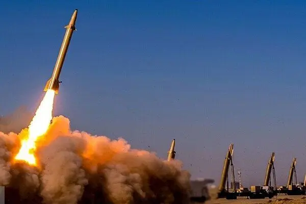 لحظه فرود موشک‌های خوشه‌ای ایران در سرزمین‌های اشغالی