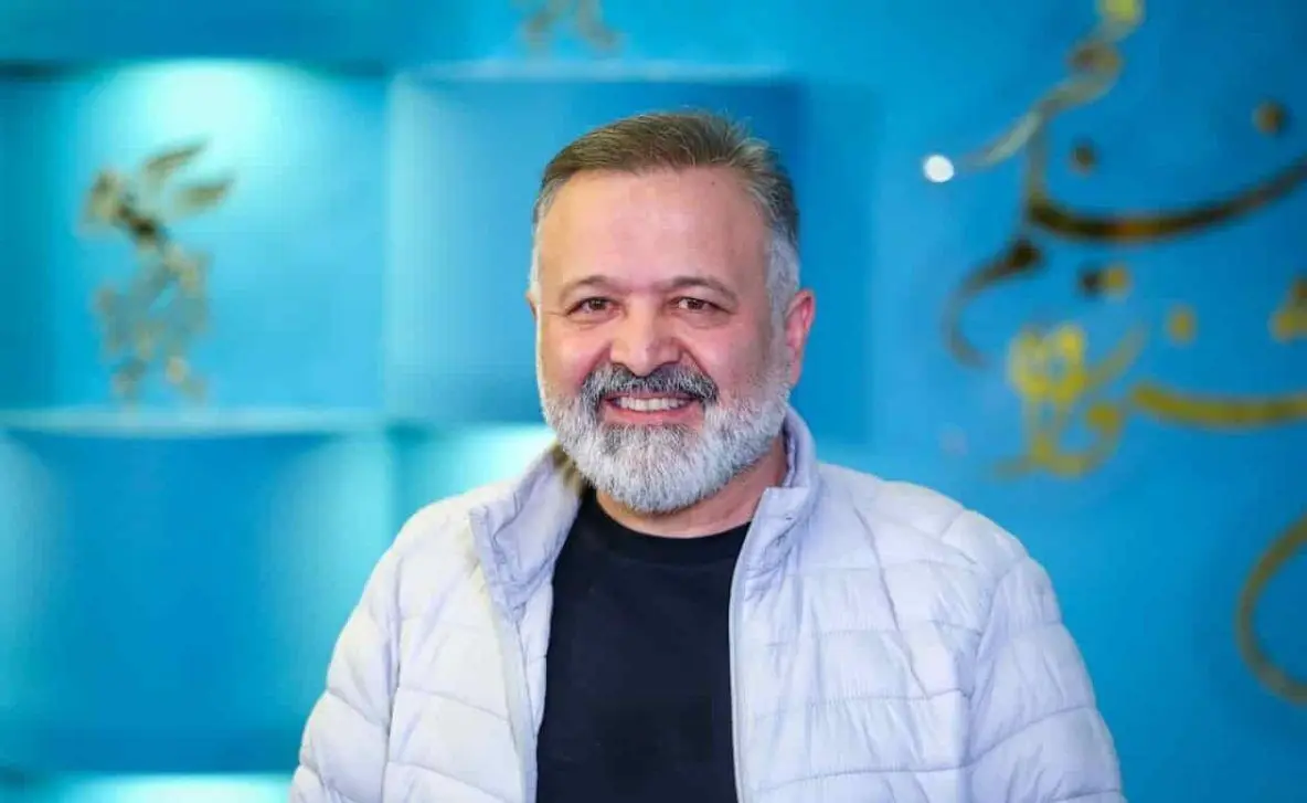 بازیگر سریال «نون خ» در جمع هلال‌احمری‌ها
