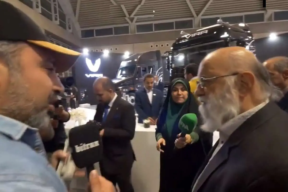 برخورد محافظ مهدی چمران با یک خبرنگار(ویدئو)