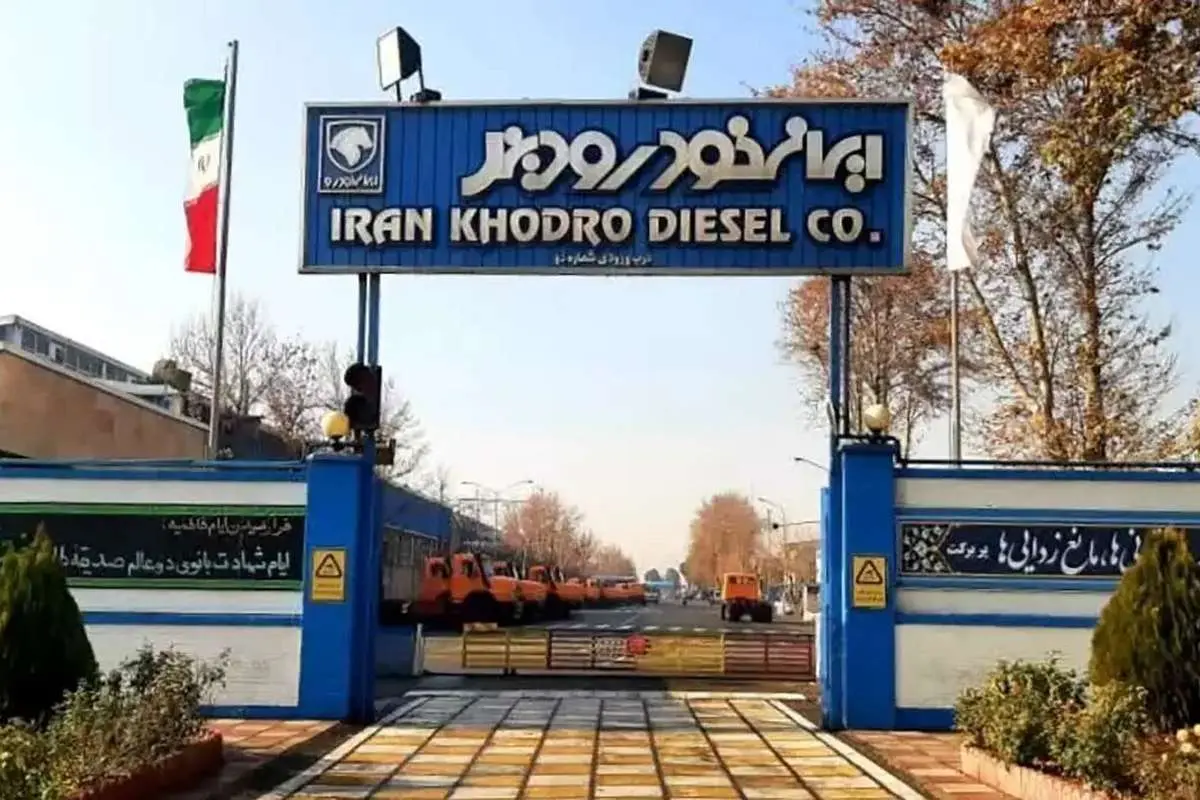 ماجرای خودروهای خارجی دپو شده در پارکینگ ایران خودرو دیزل چه بود؟