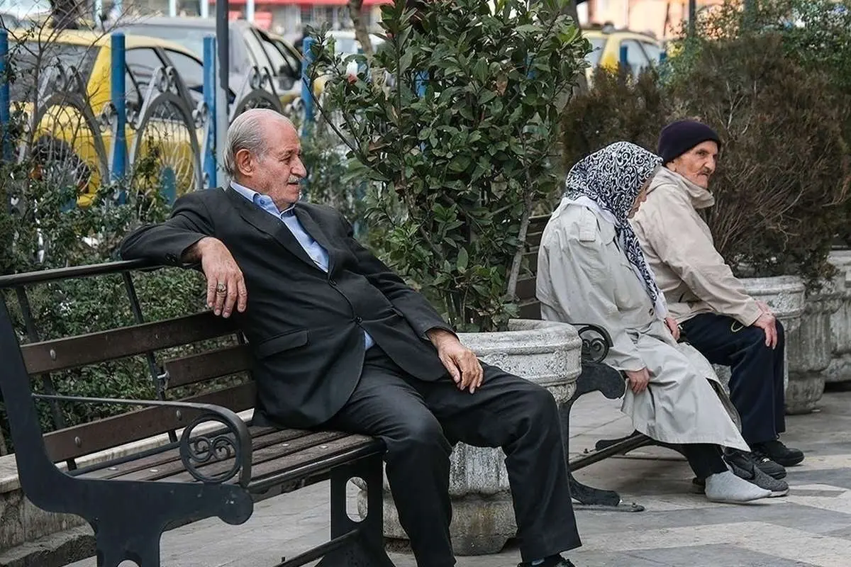 اجرای همسان سازی بازنشستگان به شکل ۴۰ و ۹۰ درصدی