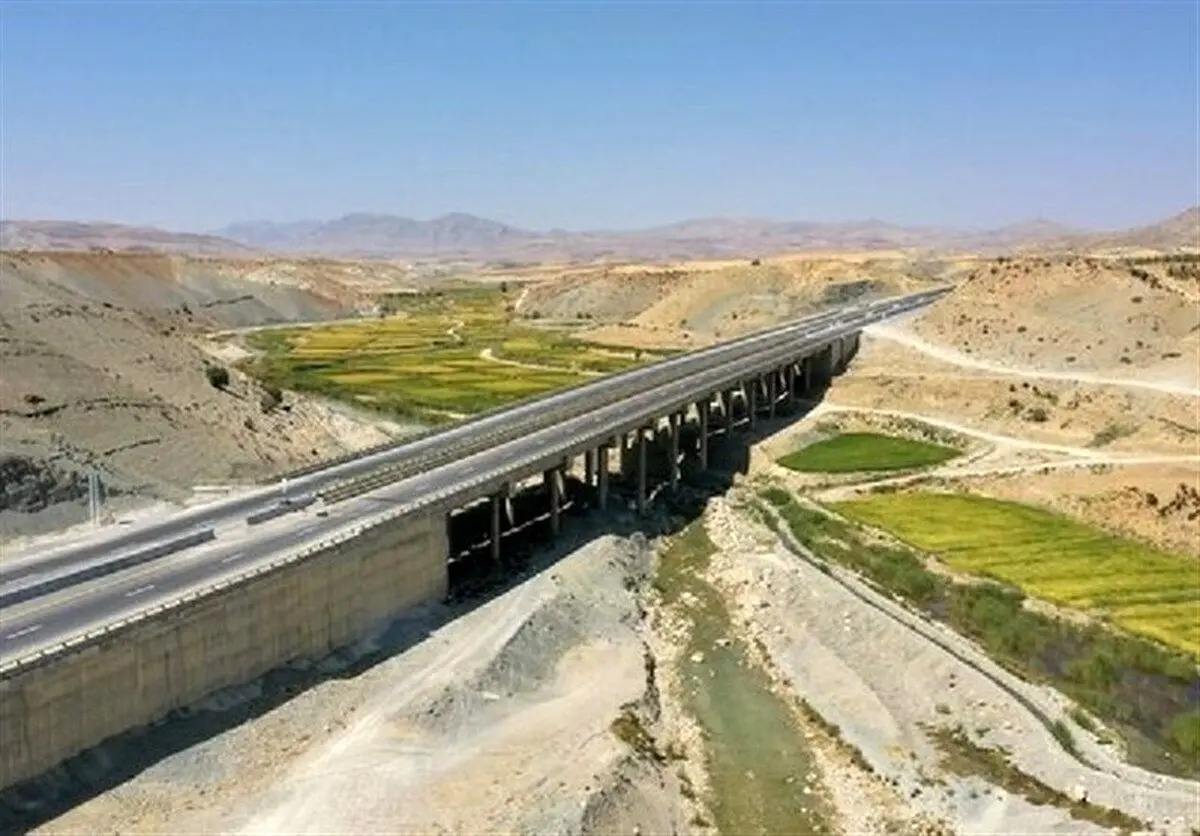 عوارض ۱۲۰ هزار تومانی بر آزادراه اصفهان - شیراز