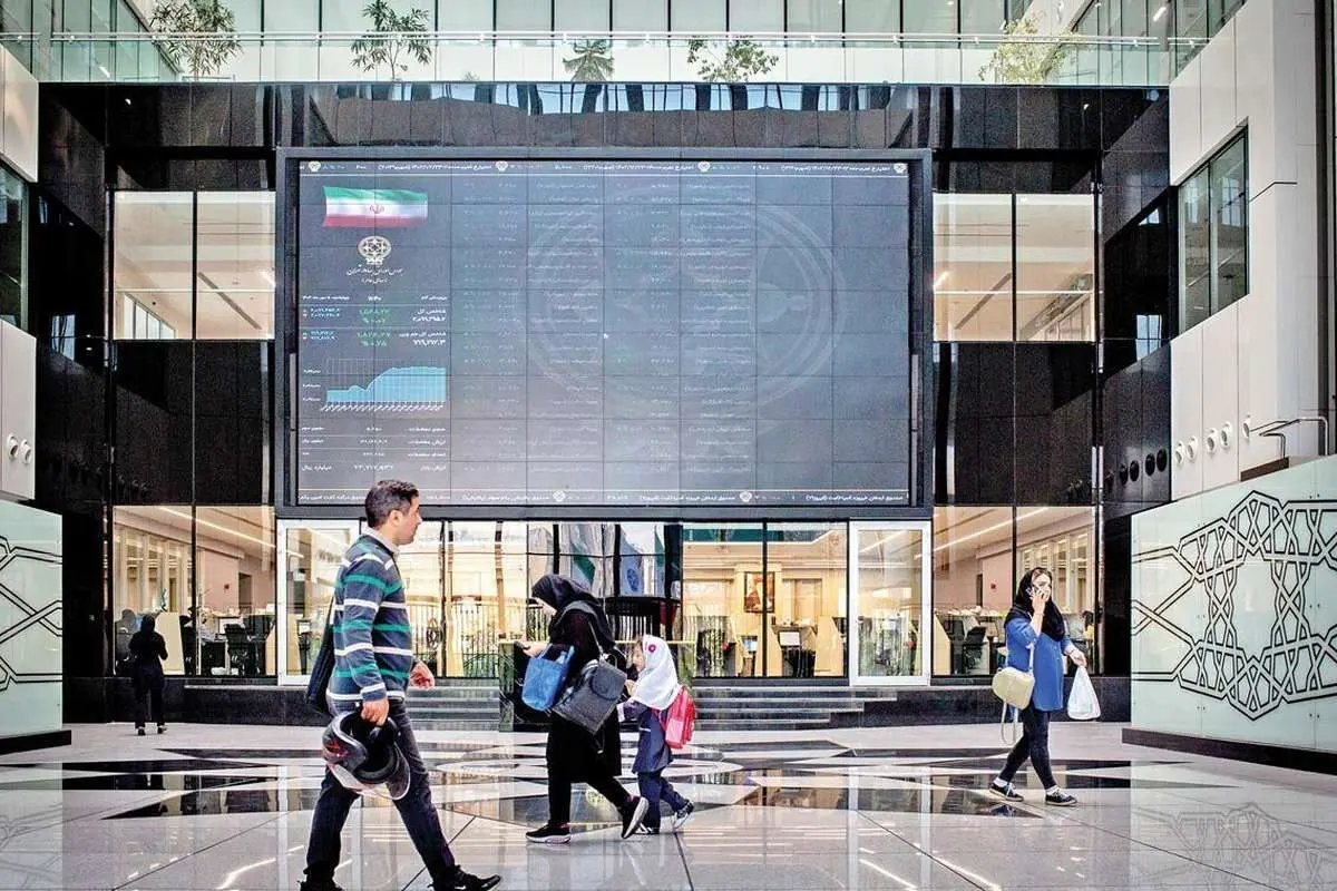 سیر بورس در مدار نزولی؛ ارزش بازار سهام به ۶۴ همت رسید