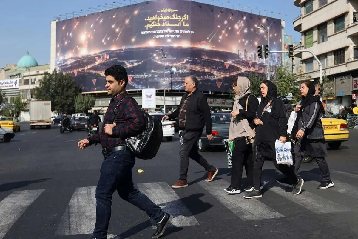 نباید نه یک گام جلوتر و نه یک گام عقبتر از تصمیم مسئولان رفتار کنیم