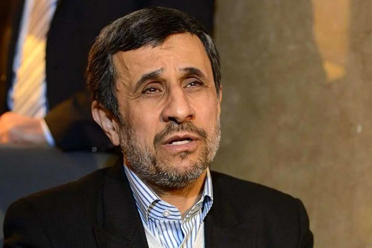 چرا احمدی‌نژاد که آن‌همه جنجال برای هولوکاست راه انداخت درباره اسرائیل سکوت کرده؟