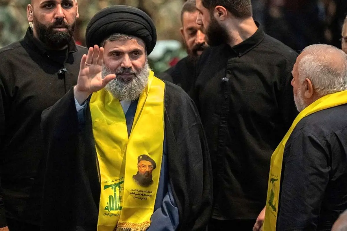 اولین تصاویر از دو قبر آماده شده برای دفن پیکر  سید حسن نصرالله و هاشم صفی‌الدین