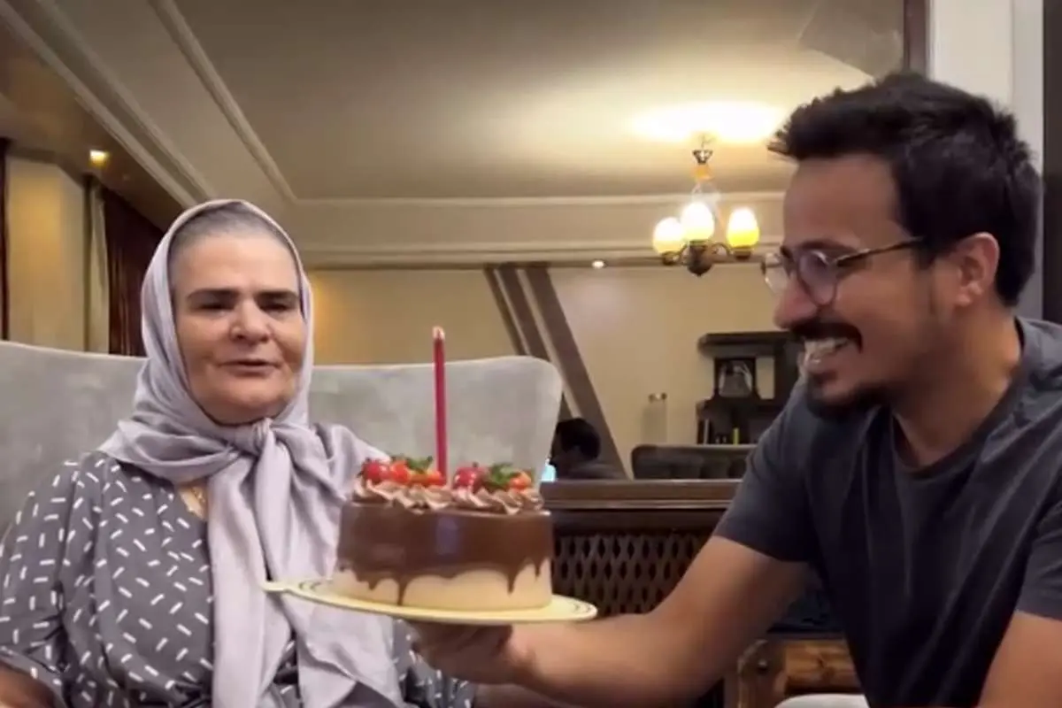 جشن تولد حسین سلیمانی برای مادرش در اینستاگرام (ویدئو)