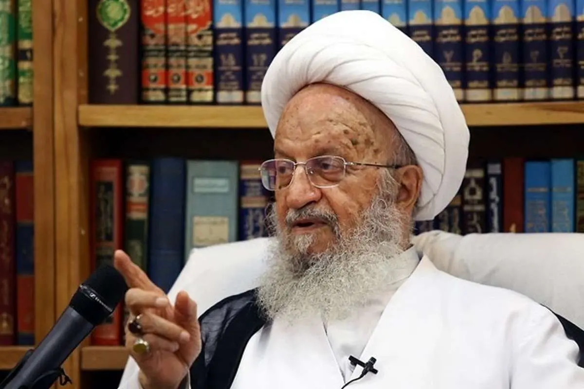 مکارم شیرازی: برخورد خشونت آمیز در زمینه حجاب نتیجه معکوس دارد
