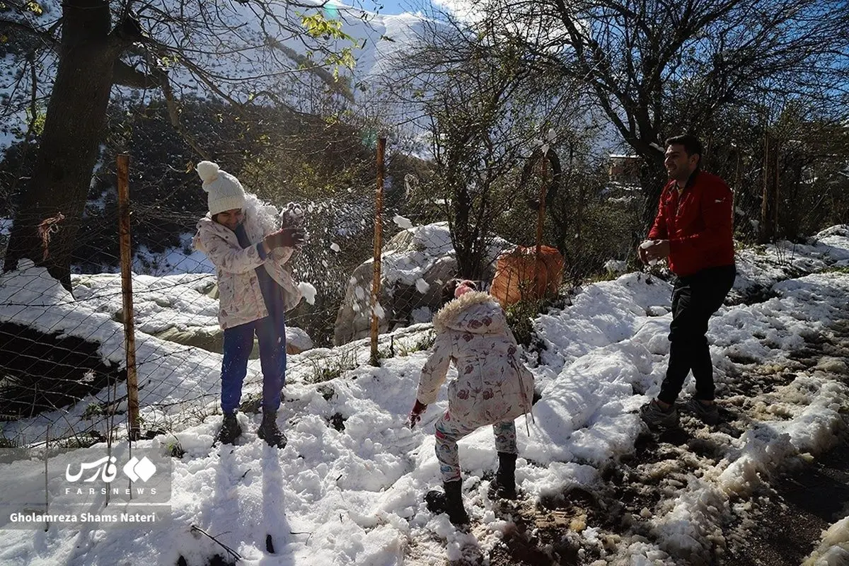 برف پاییزی در کوهستان چالوس (تصاویر)