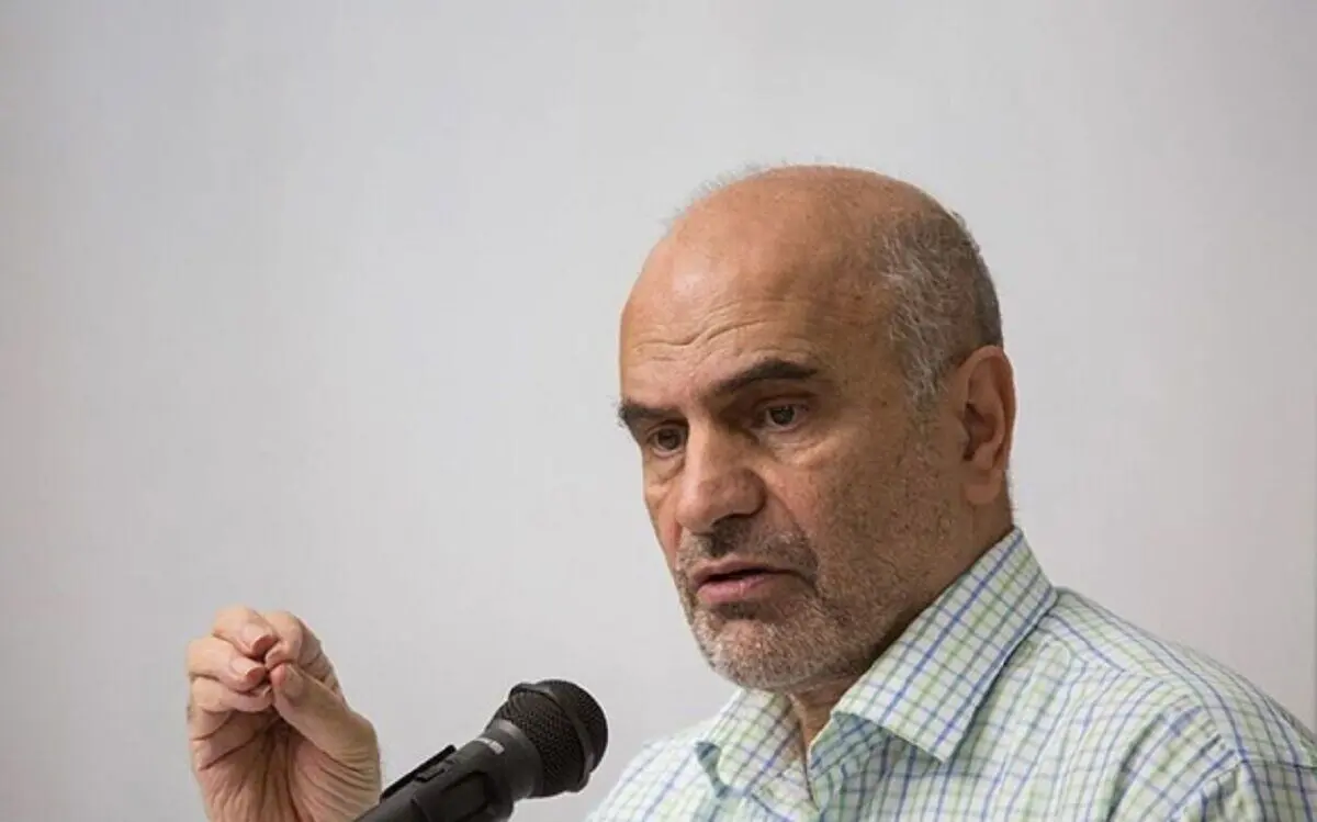 فرشاد مومنی: از سال ۱۳۷۲ تا ۱۴۰۰، قیمت مسکن در تهران ۵۸۰ برابر شد!