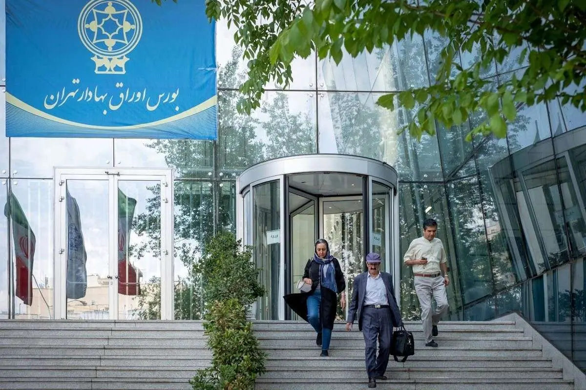 چرا سرمایهگذاران زیر بار خرید سهام نمیروند؟