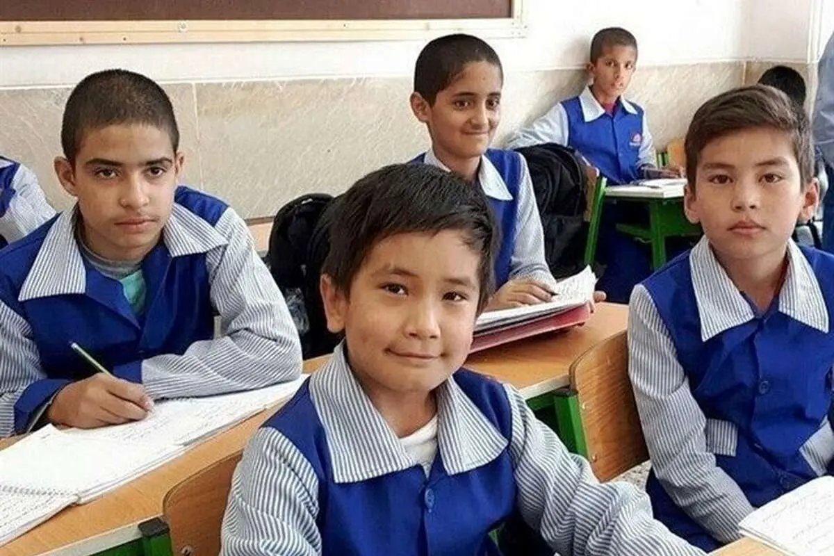 تصمیم آموزش و پرورش برای دانشآموزان اتباع؛ دولت قصد جداسازی دارد؟