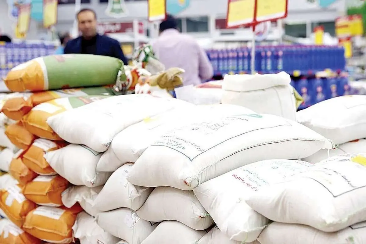 توزیع محموله ۲۴۰۰ تُنی برنج خارجی در بازار