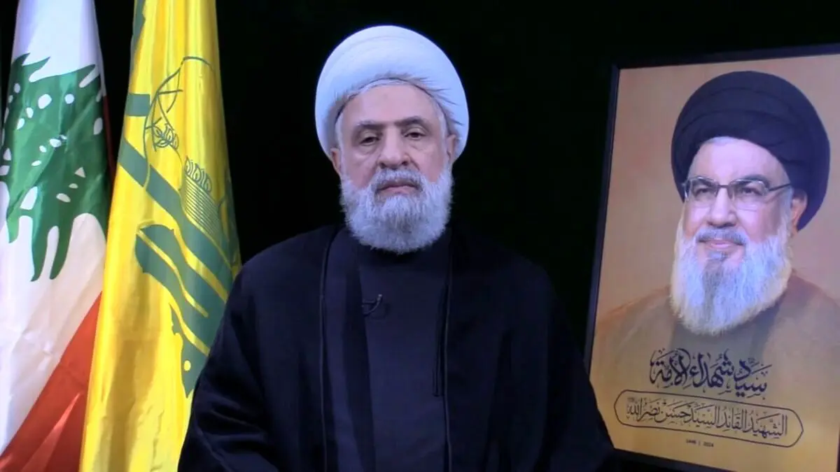 شیخ نعیم قاسم دبیرکل حزب الله با یونیفرم نظامی (عکس)