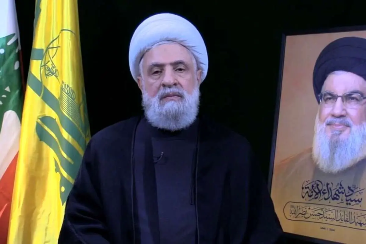 شیخ نعیم قاسم دبیرکل حزب الله با یونیفرم نظامی (عکس)