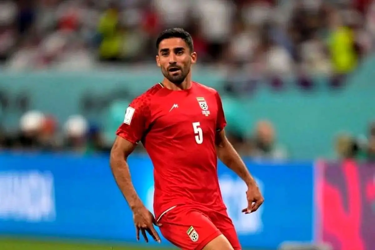 جلسه خصوصی سرمربی پرسپولیس با میلاد محمدی