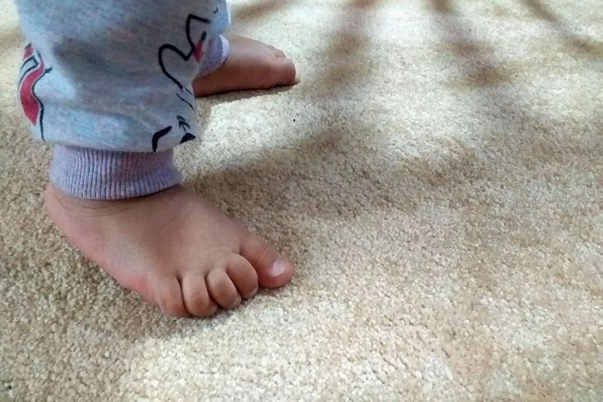 چرا بعضی کودکان دیر راه میافتند؟