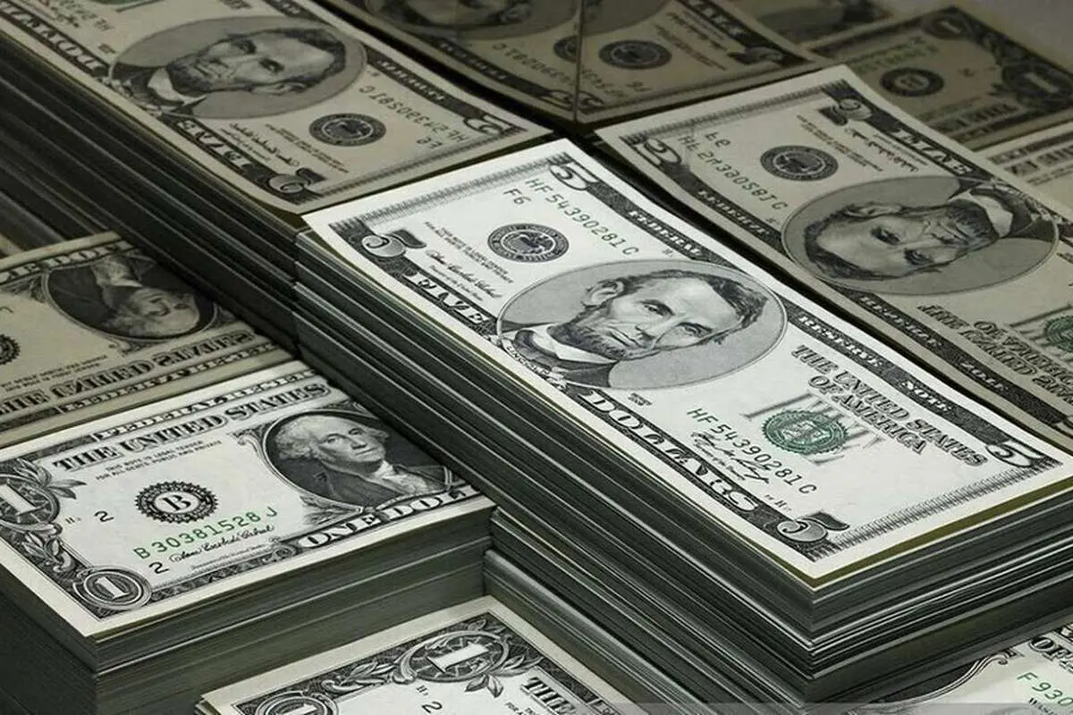 کمیسیون تلفیق به دنبال دو نرخی شدن قیمت ارز است