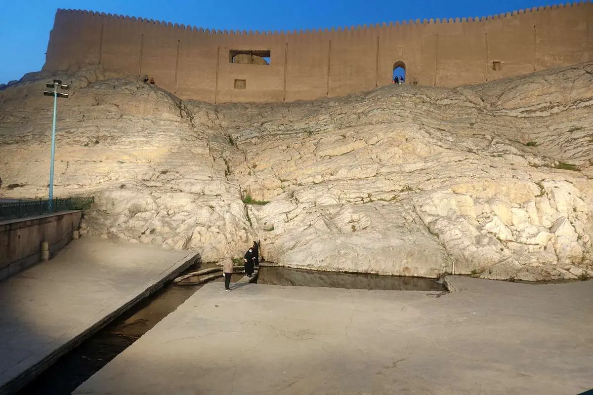 بازگشت باستان‌شناسان به چشمه‌علی ری پس از ۳ دهه