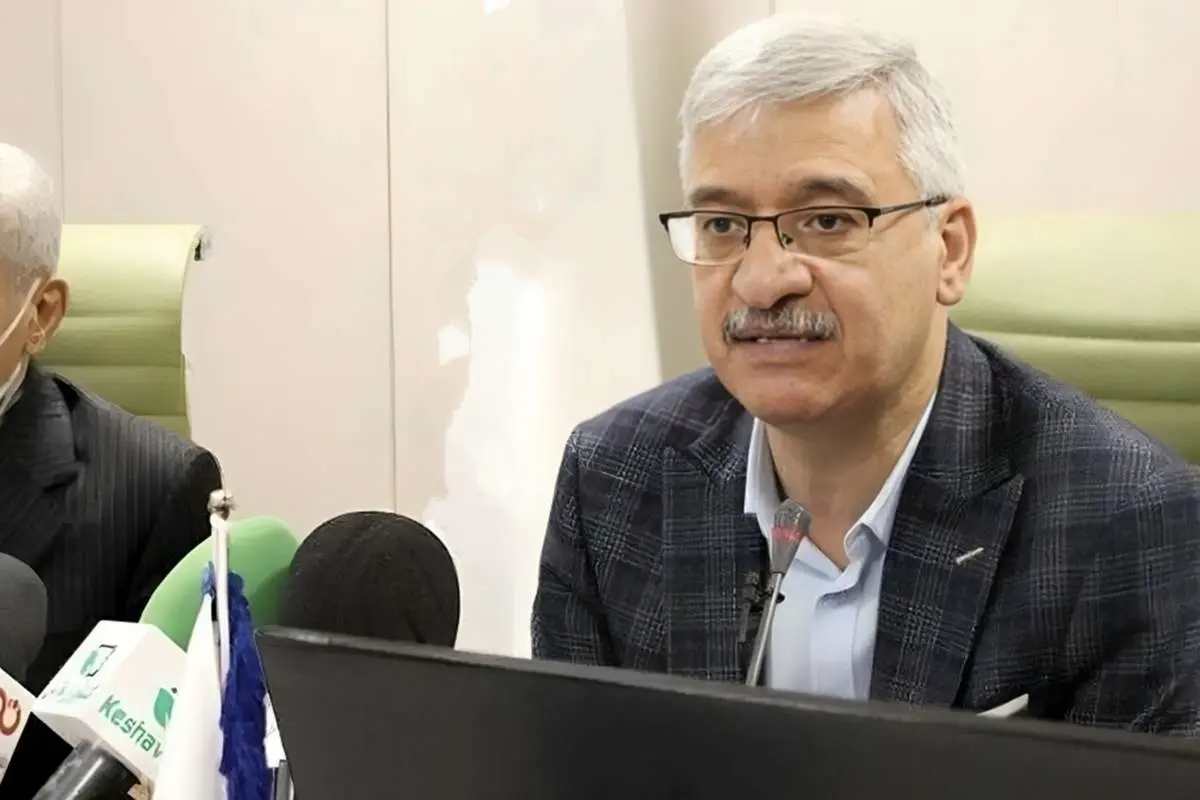 باید افغانیها از همه خدمات ایرانیها برخوردار شوند!