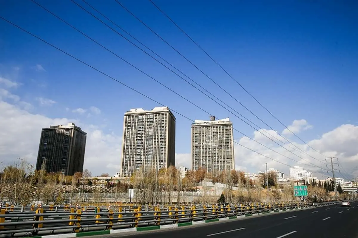 باران زورش به آلودگی نرسید؛ هوای تهران در آستانه آلودگی