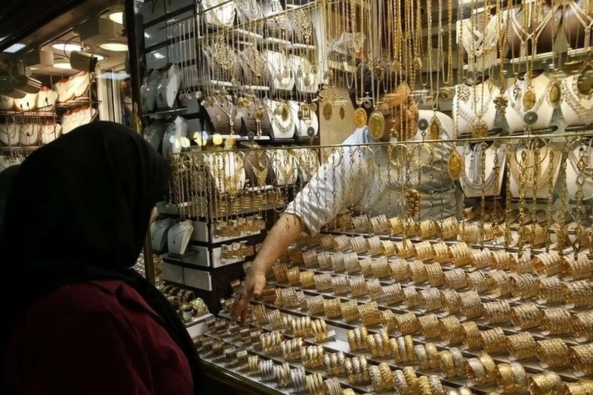 سقوط میلیونی قیمت سکه در بازار؛ طلا ۲۰۰ هزار تومان ارزان شد