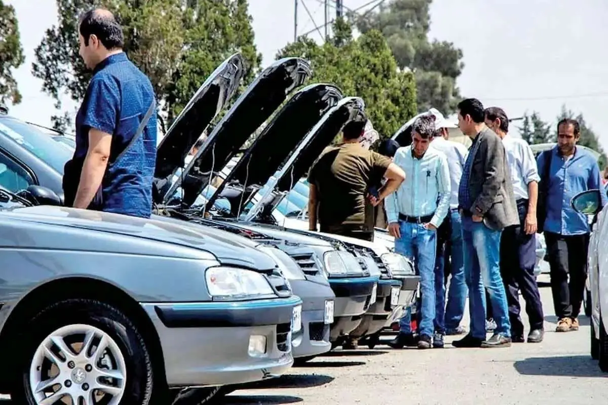 نماینده مجلس: مشخص نیست تصمیم گیر نهایی در حوزه خودرو کیست