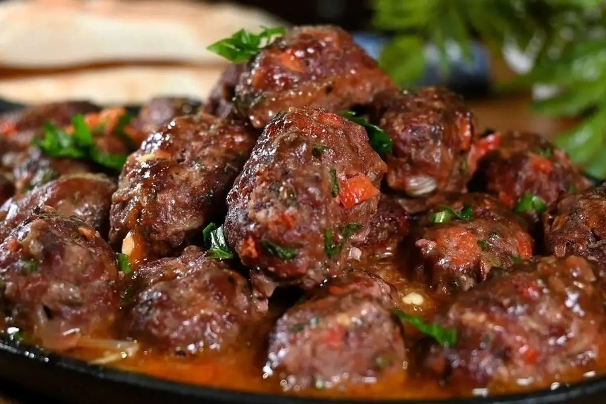 طرز پخت کوفته کباب مراکشی با ۵۰۰ گرم گوشت چرخ کرده (ویدئو)