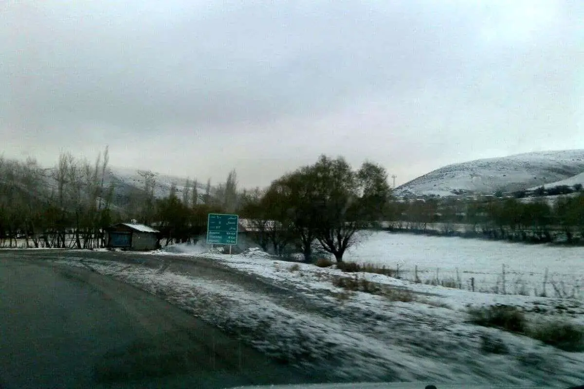 جادههای برفی خلخال در فصل پاییز (ویدئو)